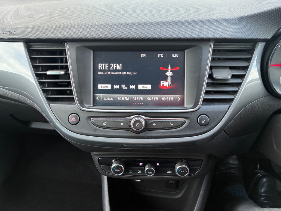 2022 Opel Crossland X - image 21