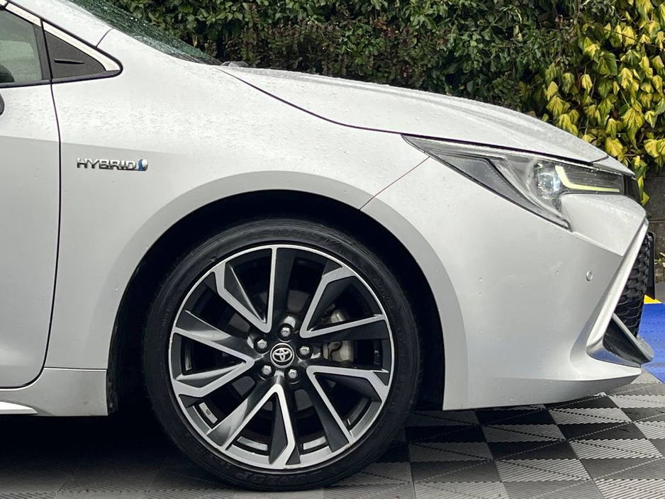 2018 Toyota Corolla - image 9