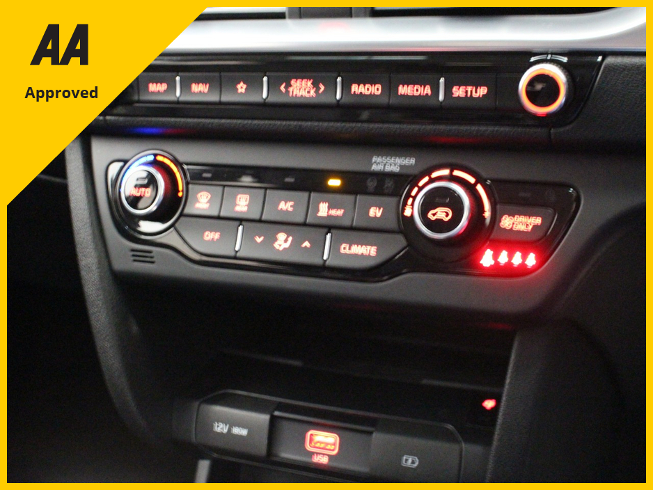 2021 Kia Niro - image 25