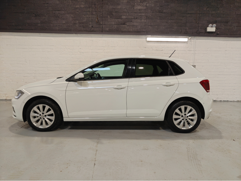 2018 Volkswagen Polo - image 5