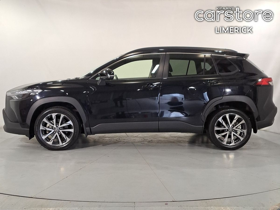 2024 Toyota Corolla Cross - image 6