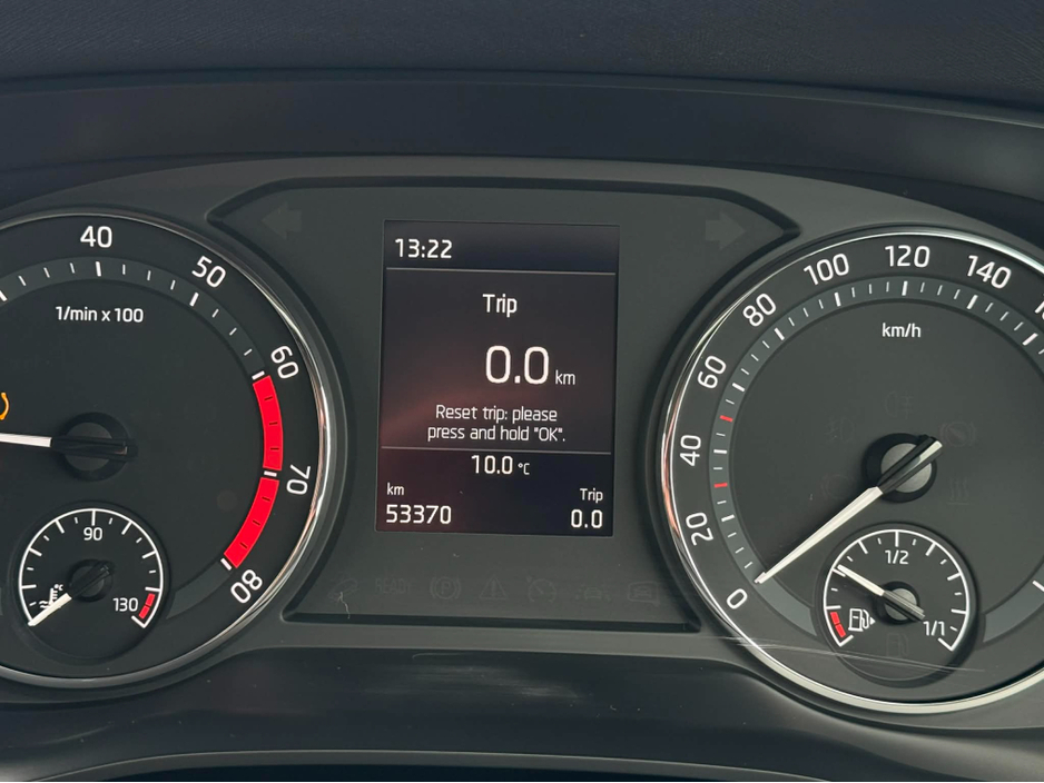 2024 Skoda Octavia - image 6