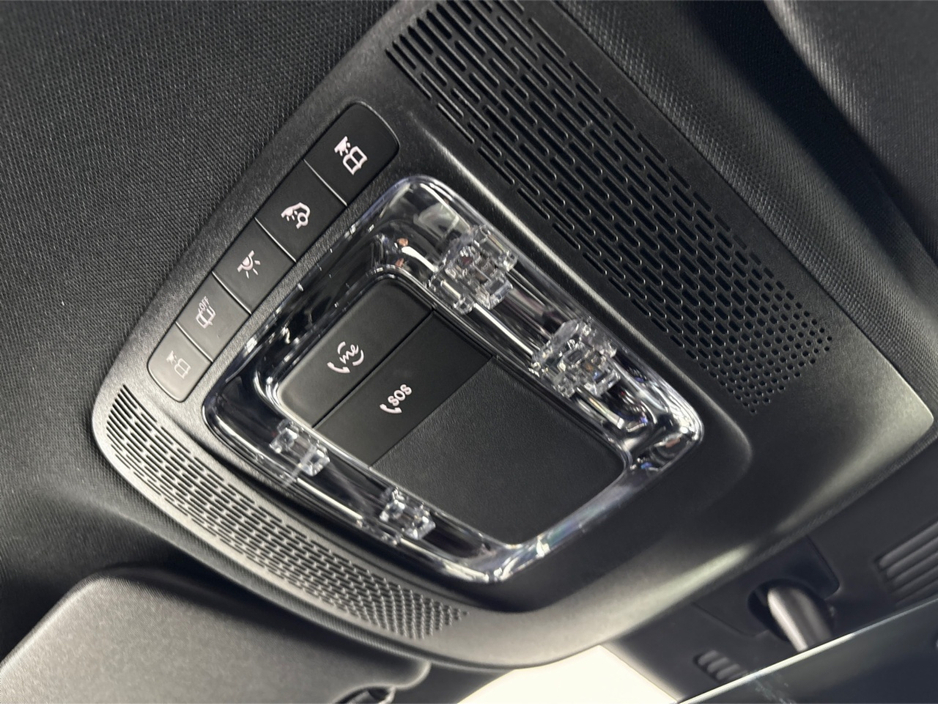 2025 Mercedes-Benz EQA - image 26