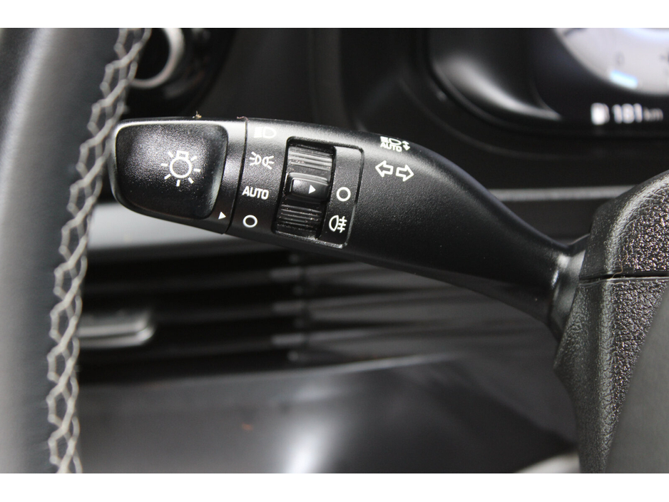 2023 Hyundai i20 - image 22