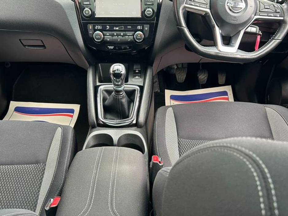 2018 Nissan Qashqai - image 14