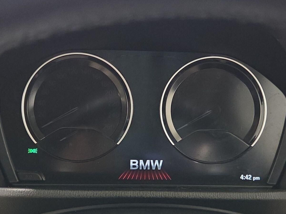 2022 BMW X1 - image 9