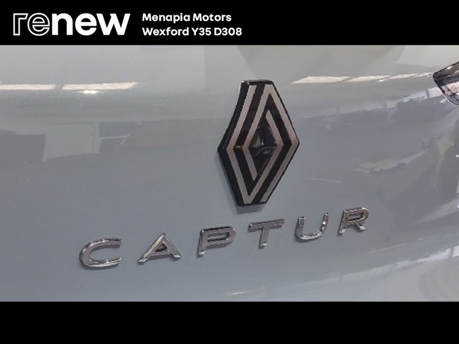 2026 Renault Captur Evolution TCe 115 €32,990