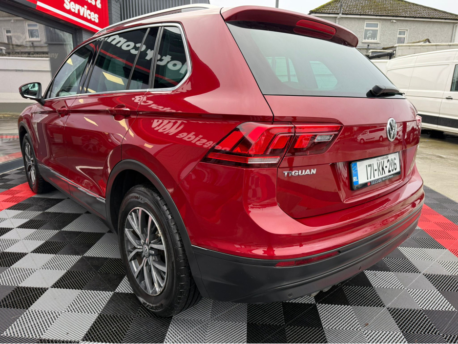 2017 Volkswagen Tiguan - image 19