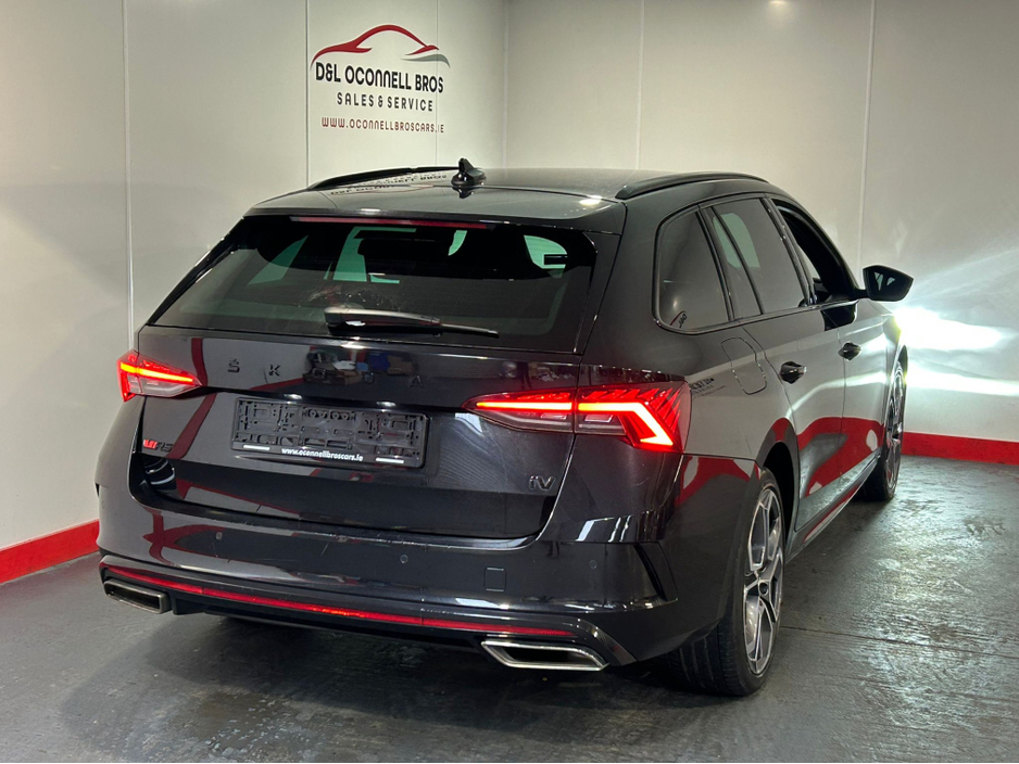 2021 Skoda Octavia - image 10