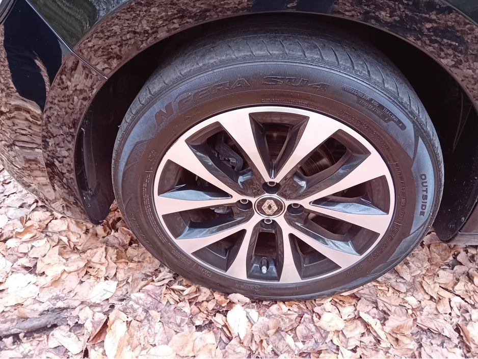 2021 Renault Clio - image 33