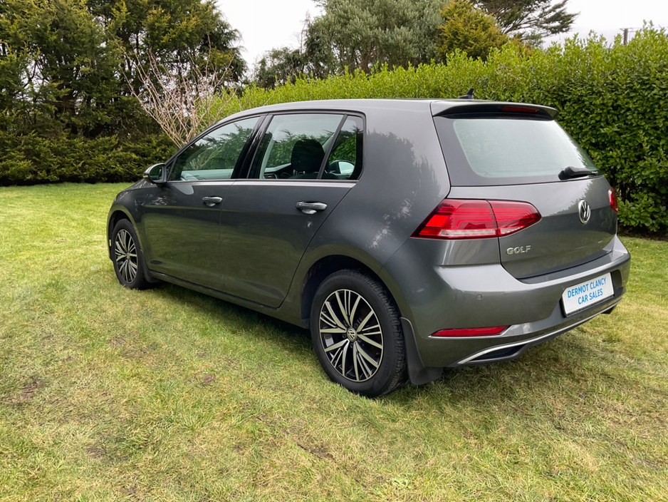 2018 Volkswagen Golf - image 10