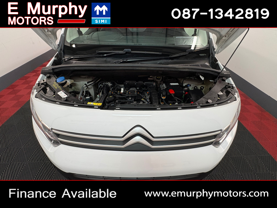 2023 Citroen Berlingo - image 27