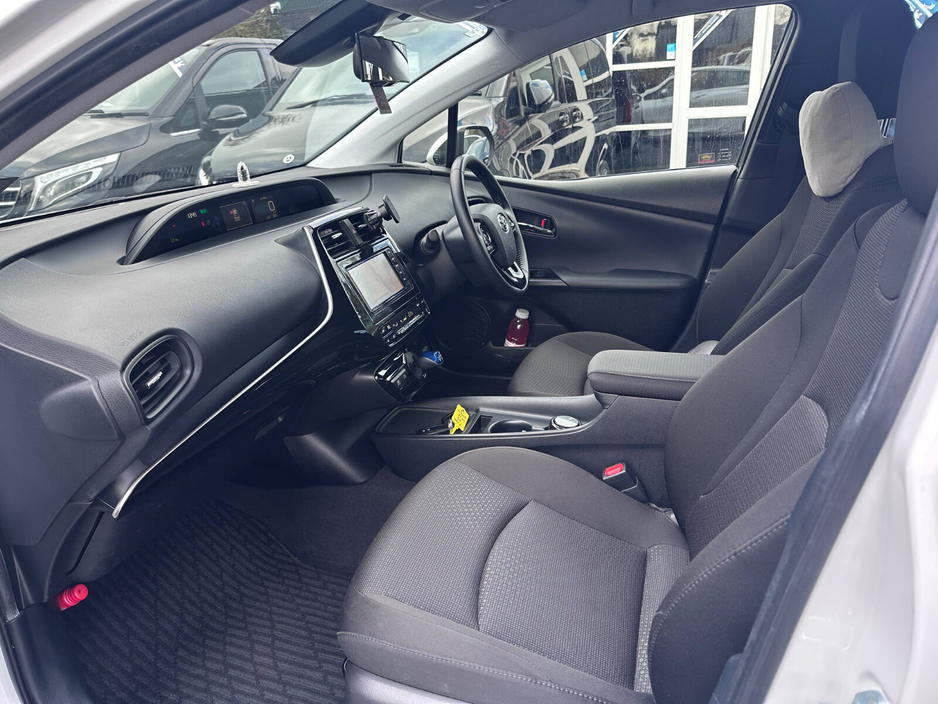 2021 Toyota Prius 1.8 Hybrid Luxury €19,950