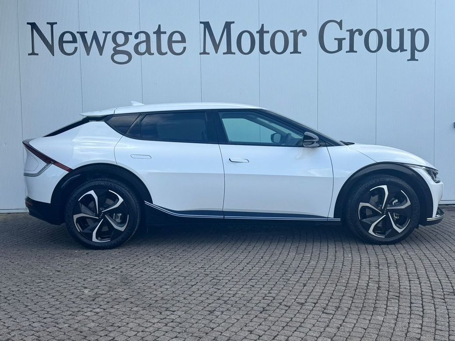 2024 Kia EV6 - image 4