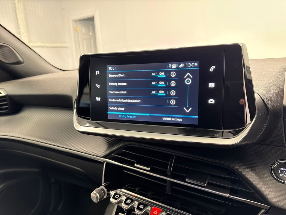 2023 Peugeot 2008 1.2 ALLURE *PRICE DROP* €80 PER WEEK €24,995