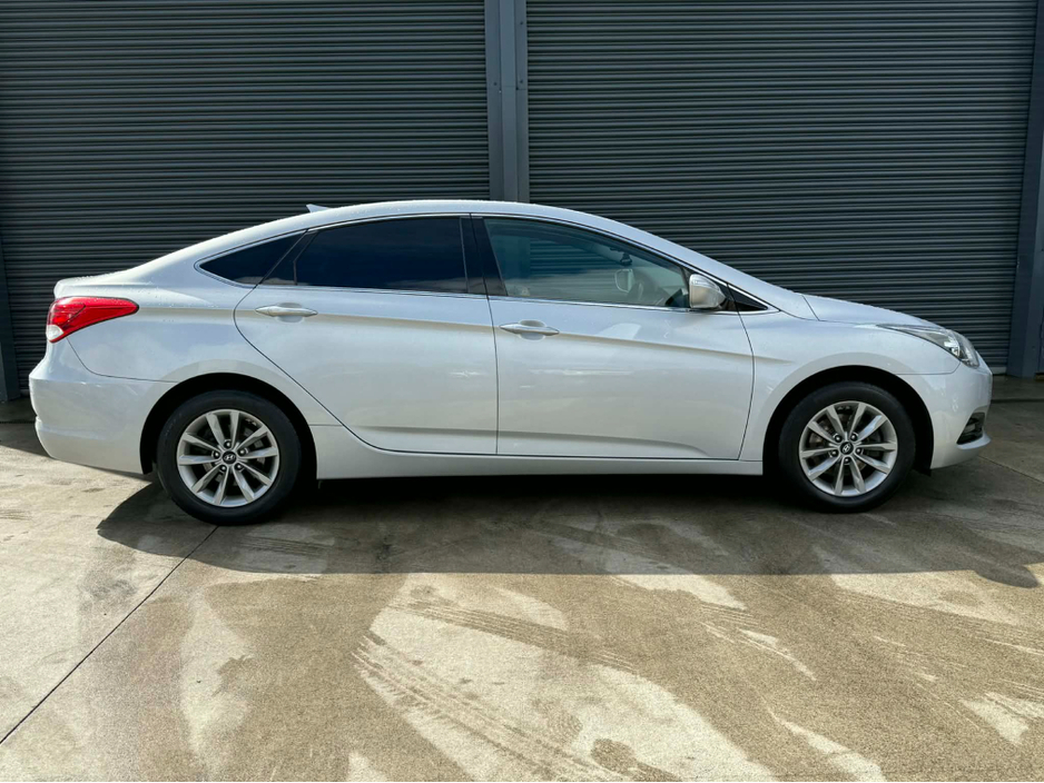 2016 Hyundai i40 - image 3