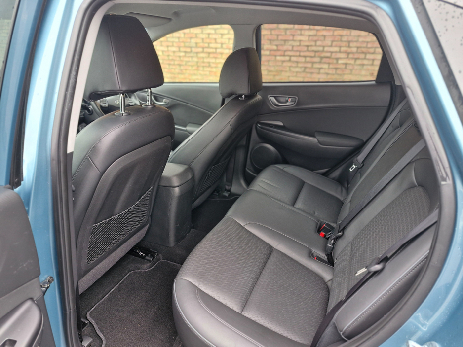 2018 Hyundai Kona - image 6