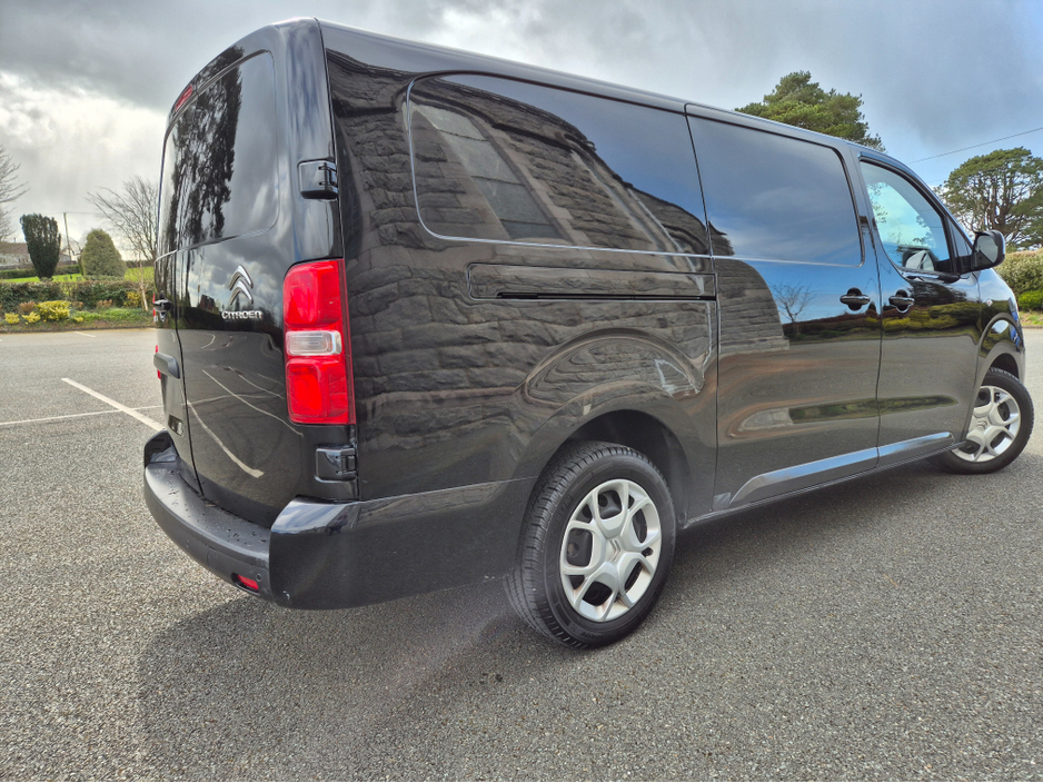 2024 Citroen Dispatch - image 9