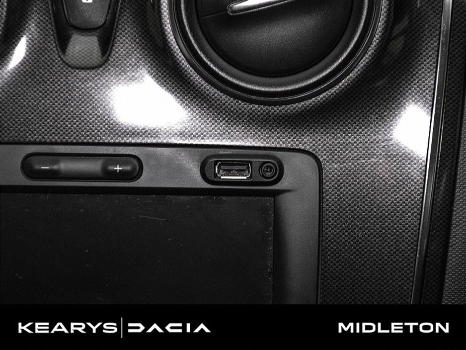 2021 Dacia Logan Signature Blue dCi 95 MY18 €13,990