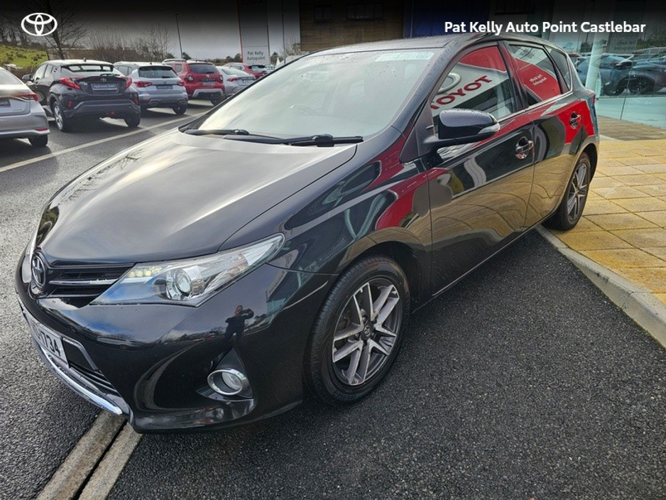 2015 Toyota Auris 1.33 5DR SOL 4DR €13,950