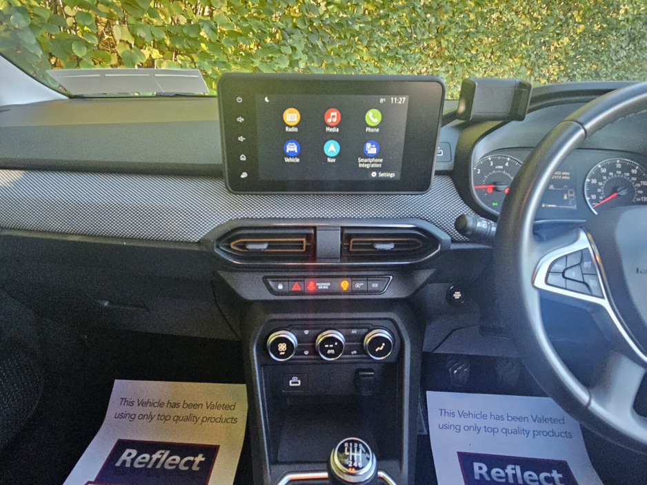 2021 Dacia Sandero Stepway - image 27