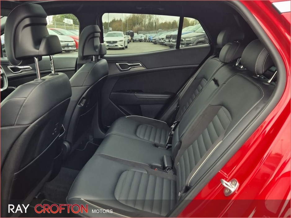 2023 Kia Sportage - image 7