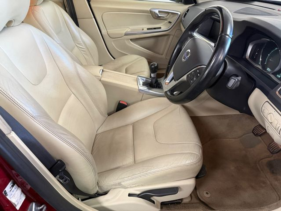 2014 Volvo S60 D2 SE 4DR €8,777