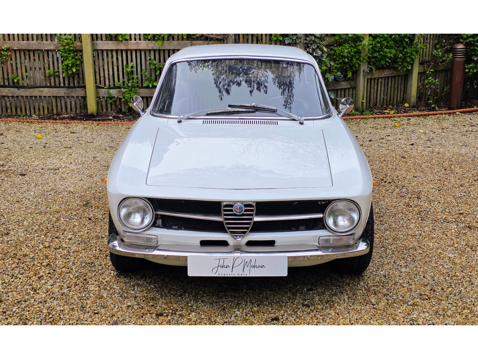 1971 Alfa Romeo GT Junior 1300 - image 3