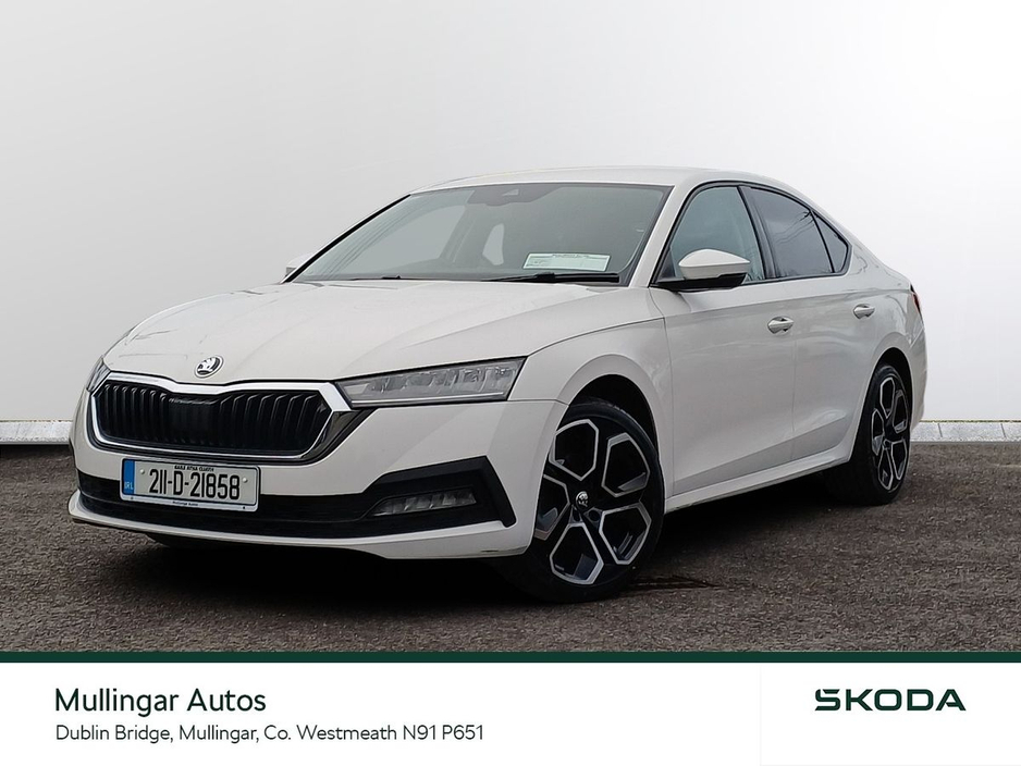 2021 Skoda Octavia - image 13