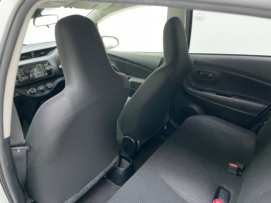 2019 Toyota Yaris - image 20