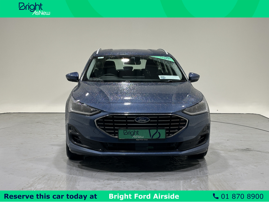 2023 Ford Focus - image 5