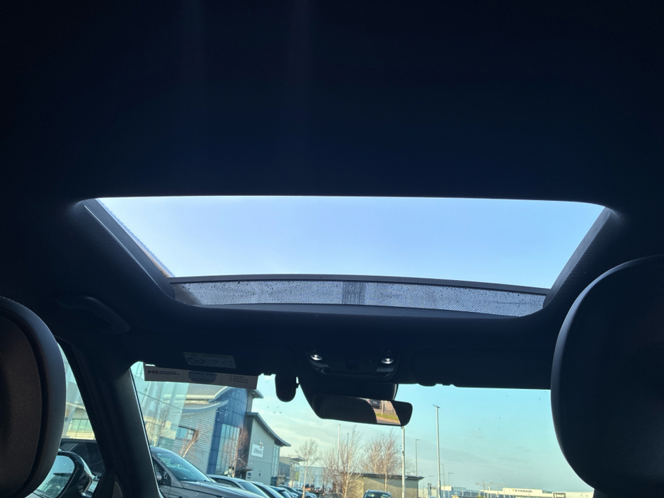 2022 Kia EV6 - image 13