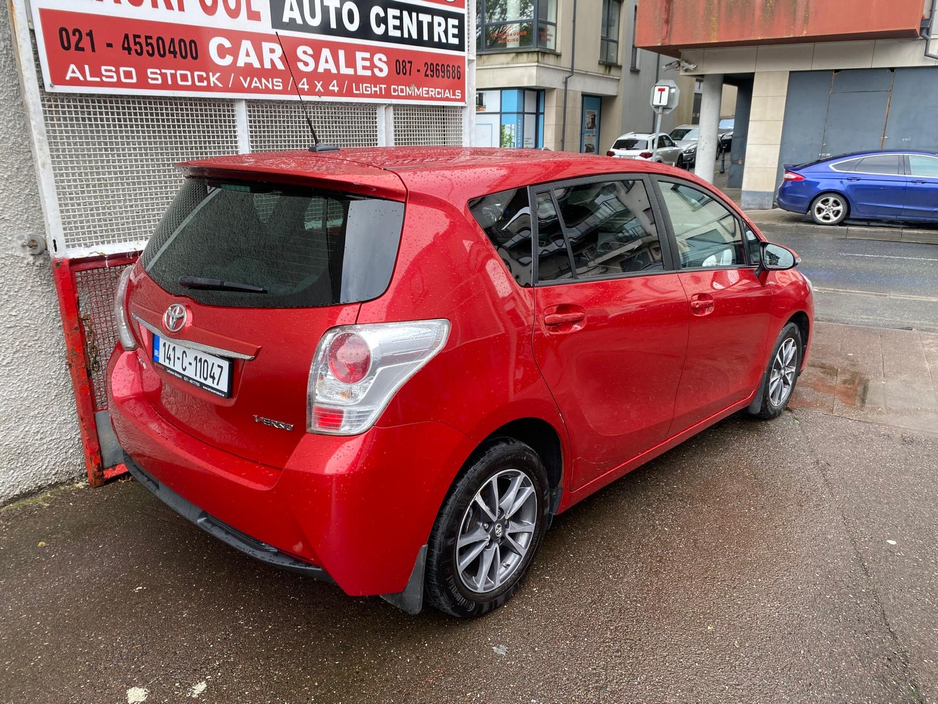 2014 Toyota Verso - image 5