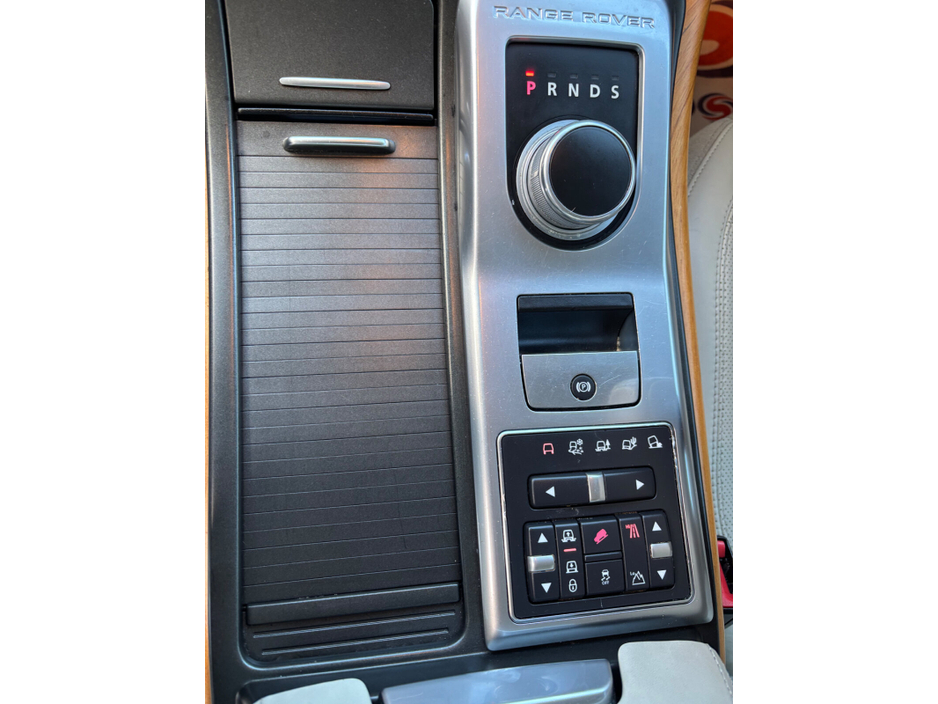 2013 Land Rover Range Rover Sport - image 48