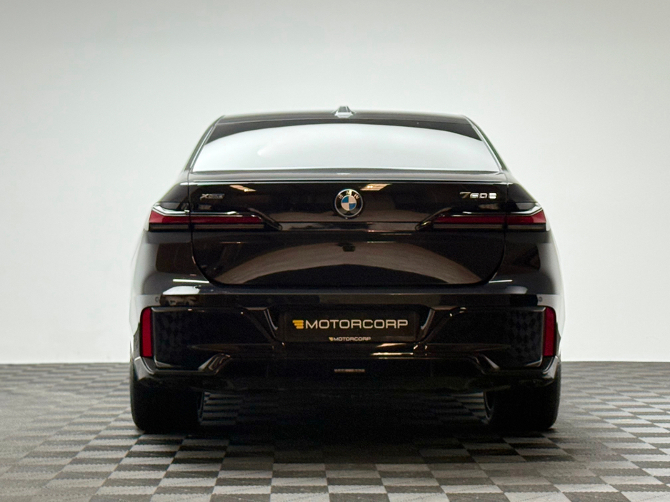 2024 BMW 7 Series 750E M SPORT XDRIVE SAPPHIRE BLACK €94,990
