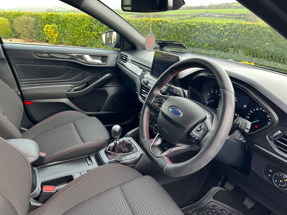 2022 Ford Focus 1.0T EcoBoost Hybrid 125PS ST-Line €22,950