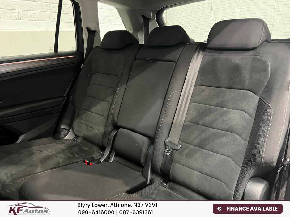 2022 Volkswagen Tiguan - image 16