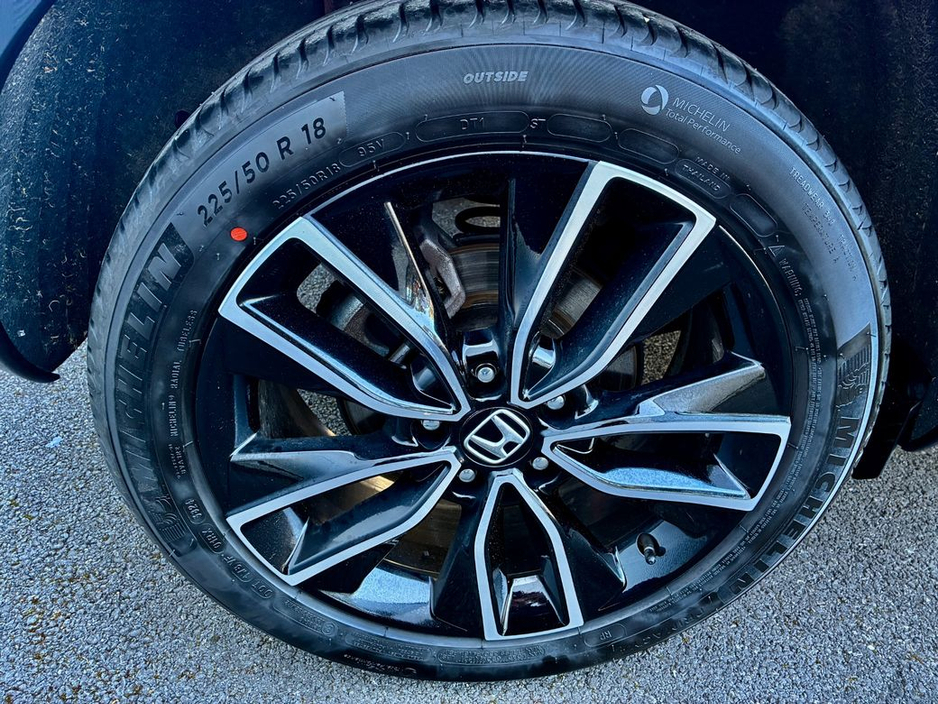 2025 Honda HR-V - image 12