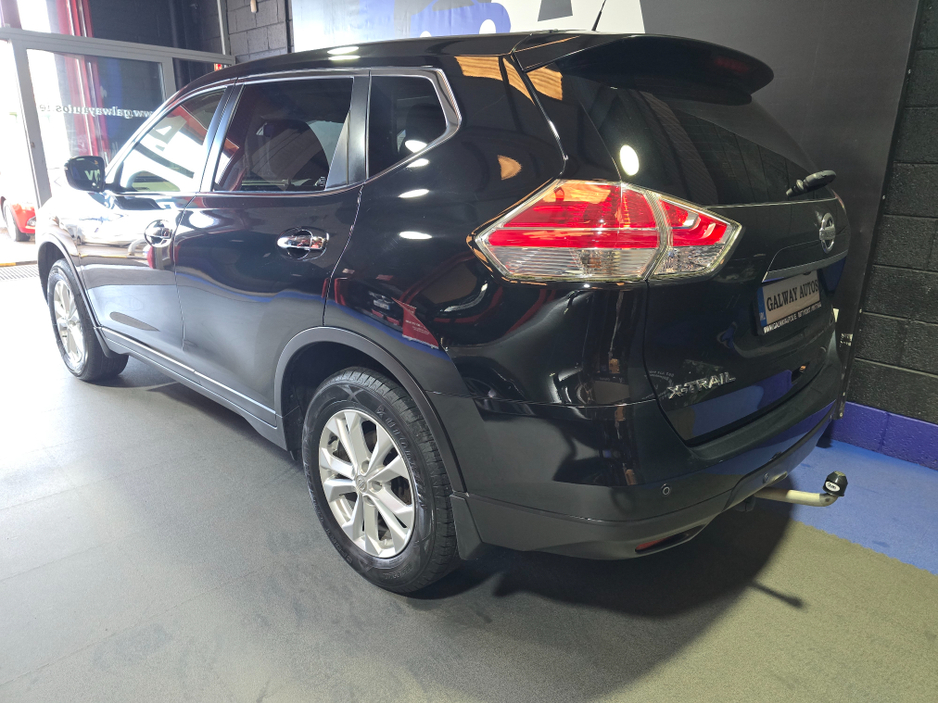 2016 Nissan X-Trail REAR CAMERA WITH CAR PLAY-LOW MILEAGE €12,950