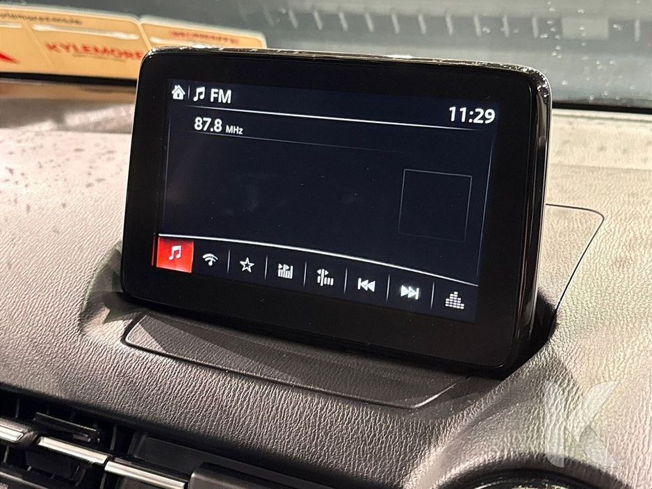 2018 Mazda Demio - image 9