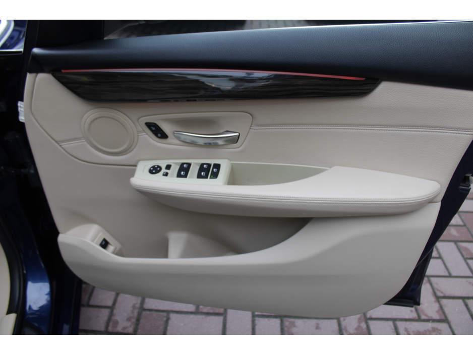 2017 BMW 2 Series 218D SE LUXURY EDITION 5DR ESTATE AUTO // MINT CONDITION THROUGHOUT // HEATED LEATHER SEATS // BUY WITH CONFIDENCE AA AND SIMI APPROVED DEALER 2026 // FINANCE ARRANGED // TRADE INS WELCOME // €16,950