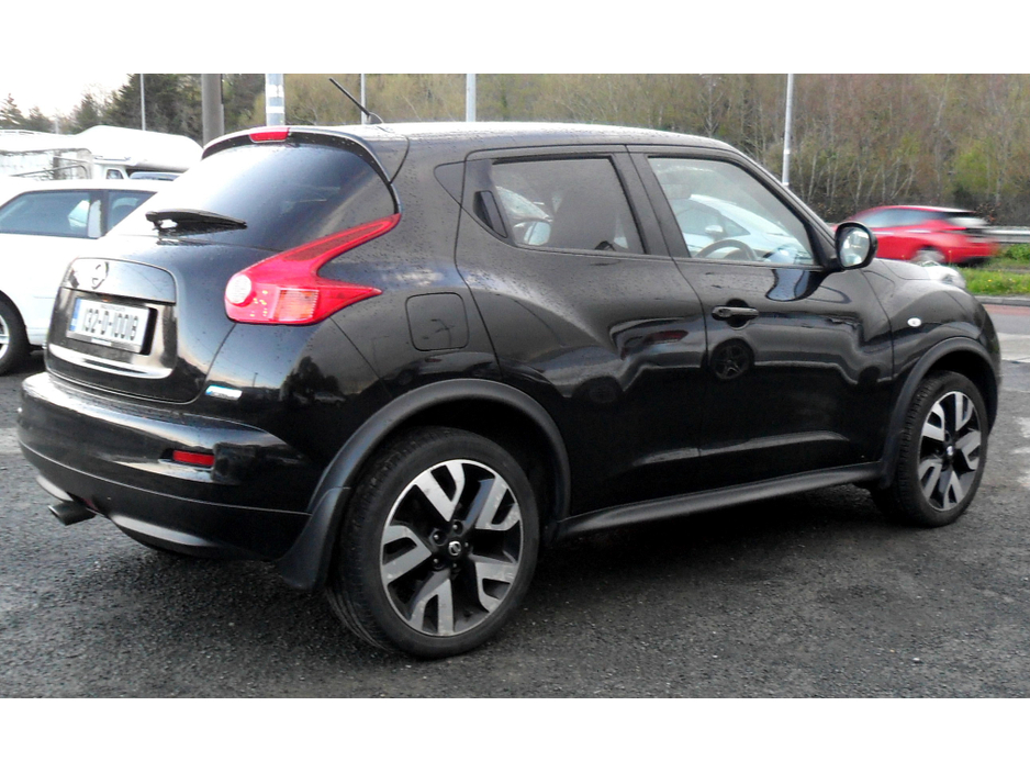 2013 Nissan Juke - image 5