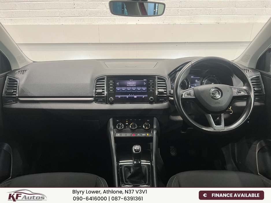 2020 Skoda Karoq - image 19