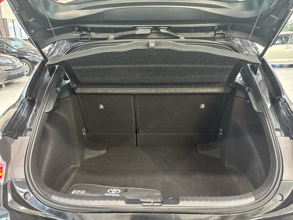 2020 Toyota Corolla HYBRID LUNA H/B AUTO €21,495