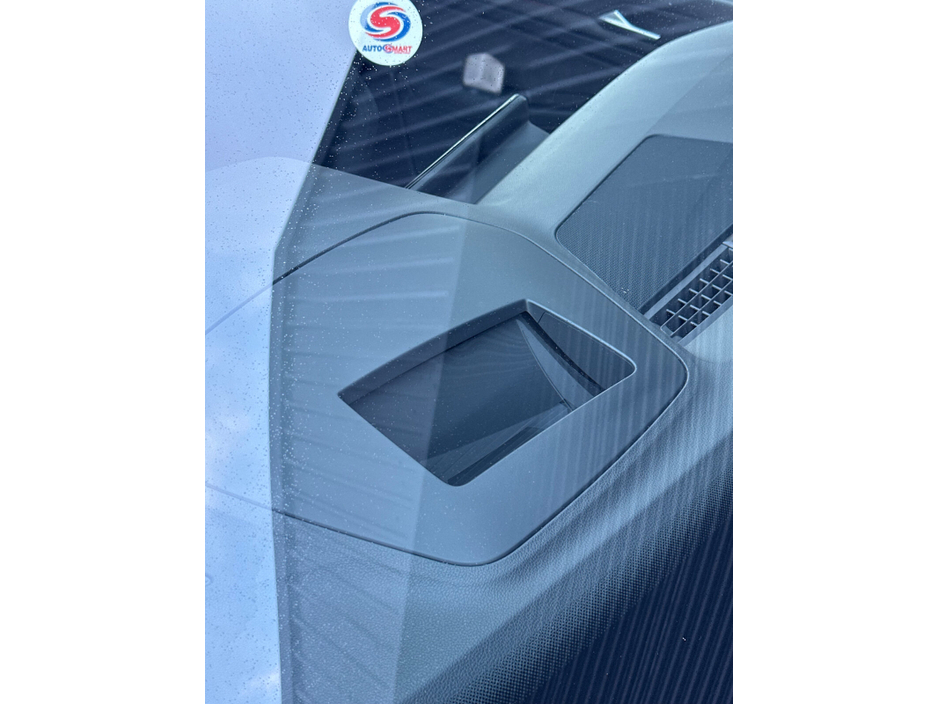 2024 Volkswagen Golf  €45,995