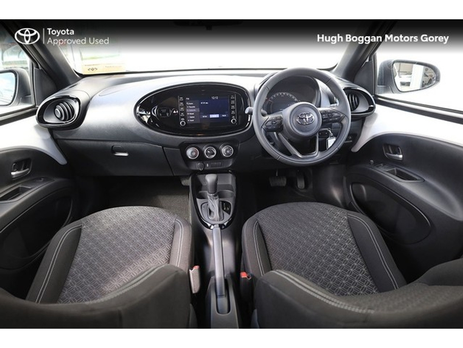 2025 Toyota Aygo X - image 8