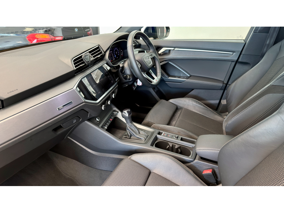 2023 Audi Q3 - image 12