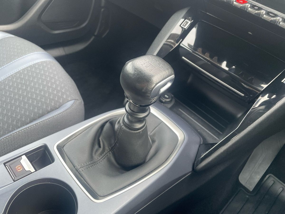 2020 Peugeot 2008 1.5 BlueHDI 100bhp Allure €18,975