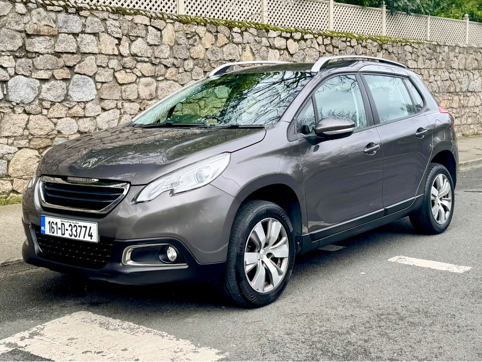 2016 Peugeot 2008 - image 2