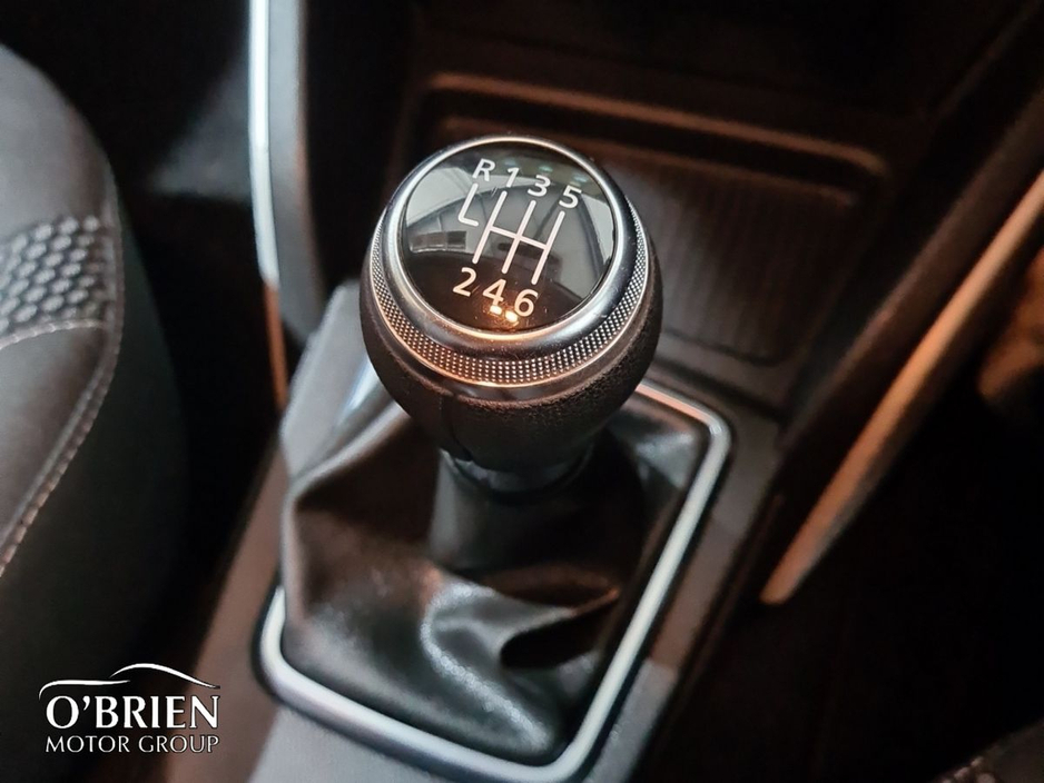 2022 Dacia Duster - image 14